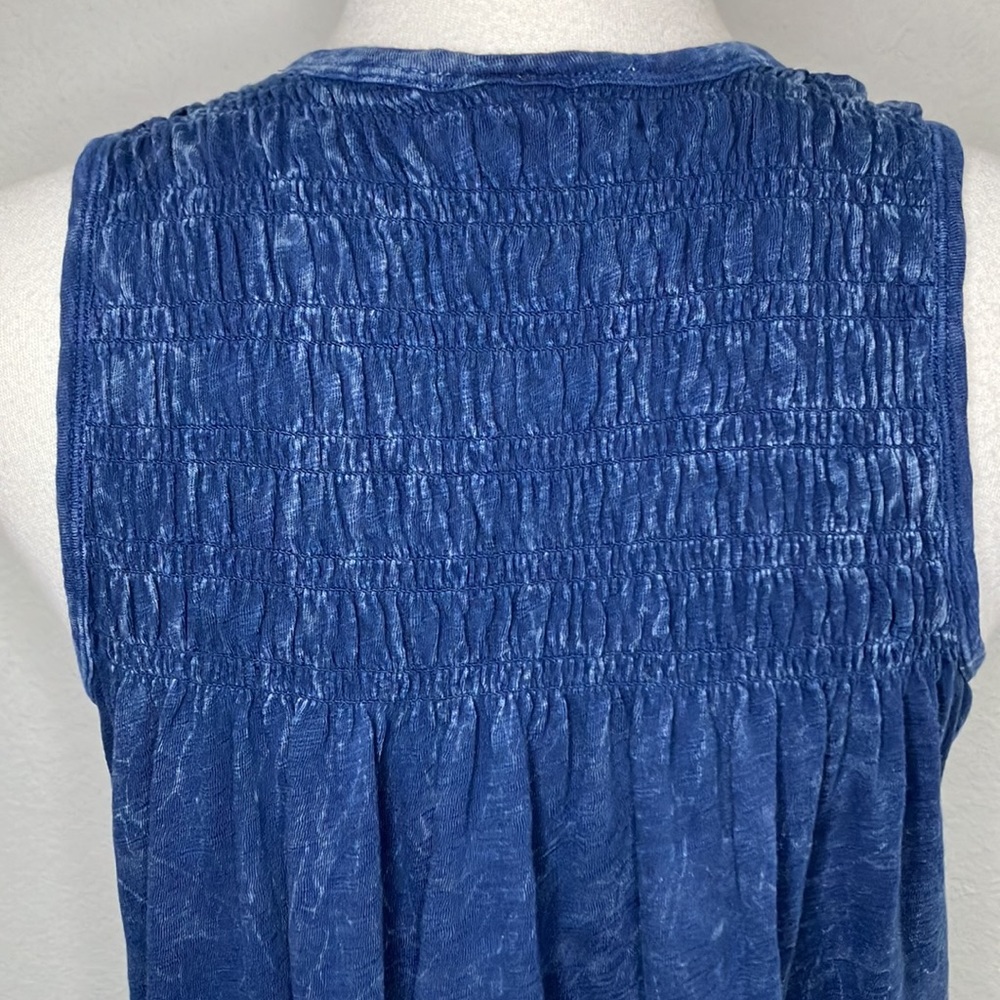 Universal Thread Ruched Marbled Tank Top - Picture 6 of 6